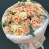 Букет из Французской и Кустовой розы