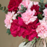 Букет из французских роз с эвкалиптом