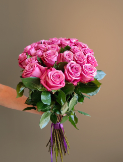 Букет из 25 розовых роз