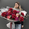 Букеты на выпускной из французской розы, амариллиса, хризантемы , эвкалипта, розы кустовой и альстромерии