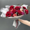 Букеты на выпускной из французской розы, амариллиса, хризантемы , эвкалипта, розы кустовой и альстромерии